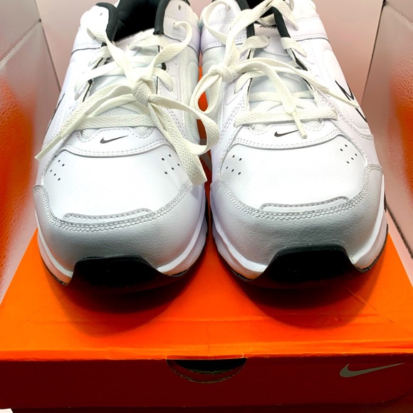 Nike DEFYALLDAY 4E Size 12 - Picture 5 of 5